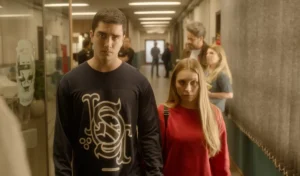 Prime Video libera data de estreia do filme ‘A menina que matou os pais: A confissão’