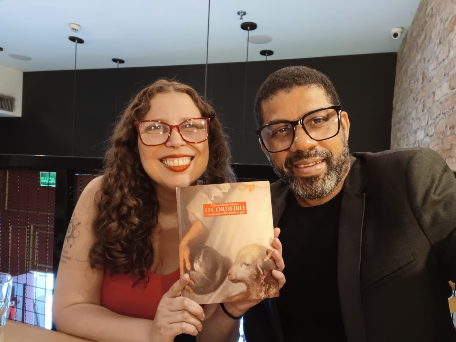 Descontrução dos mitos da mulher em “O cordeiro e os pecados dividindo o pão” de Milena Martins Moura