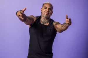 Equipe de Rodriguinho emite Nota de Repúdio a ataques que família do cantor tem recebido na internet