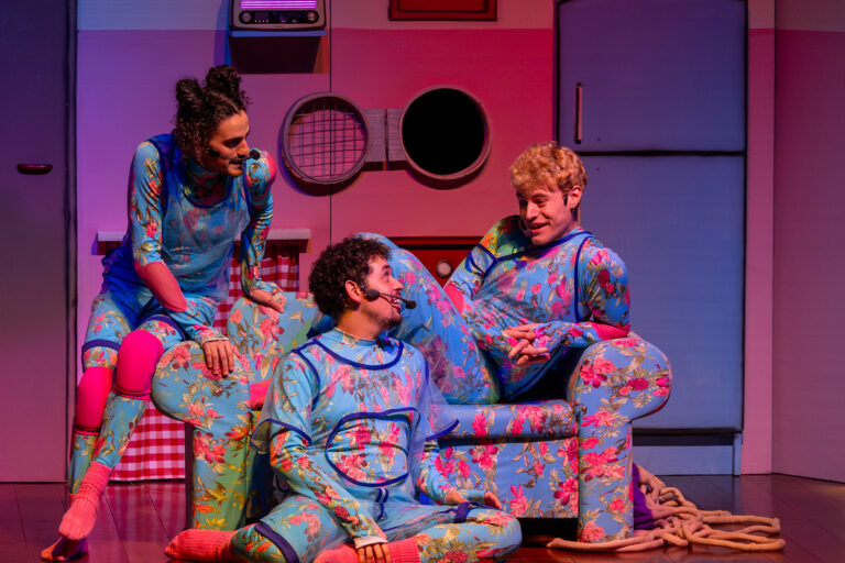 Para crianças: Guritiba traz espetáculos, brincadeiras e programação social para o Festival de Curitiba