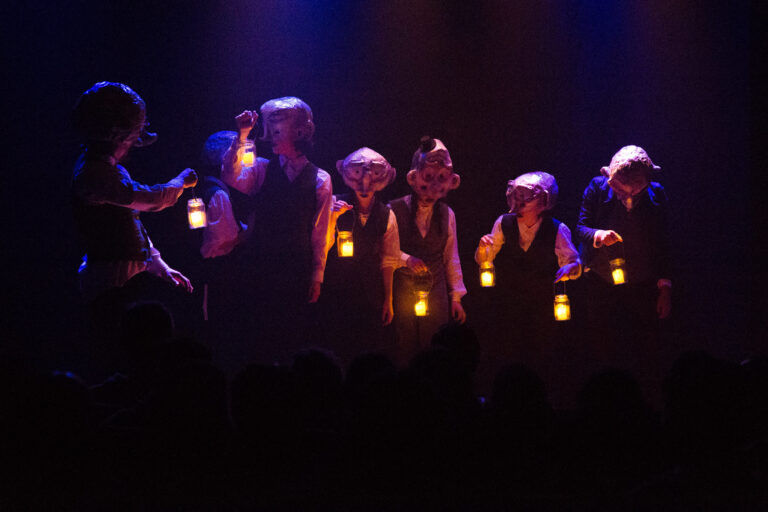 “Mademoiselle Noir” –  e o legado do MPT na cena teatral curitibana