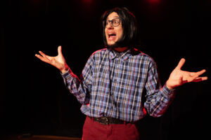 Segue em cartaz no Teatro Cândido Mendes, em Ipanema, a comédia “Bemvindo-lições de um sujeito ordinário”