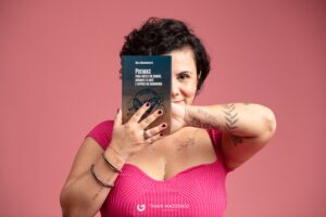 Mila Nascimento, a mulher que encontrou na escrita a sua fonte de sobrevivência