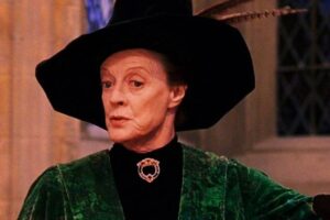 Maggie Smith morre aos 89 anos