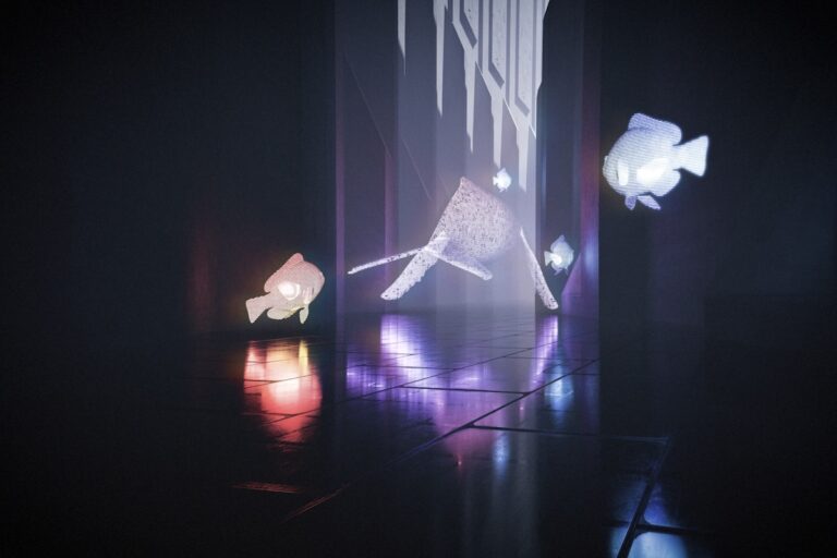 Tecnologia no palco: como inovações digitais estão transformando o teatro