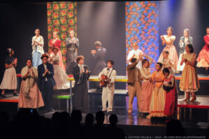 História e relevância do teatro no Brasil: uma arte em constante transformação