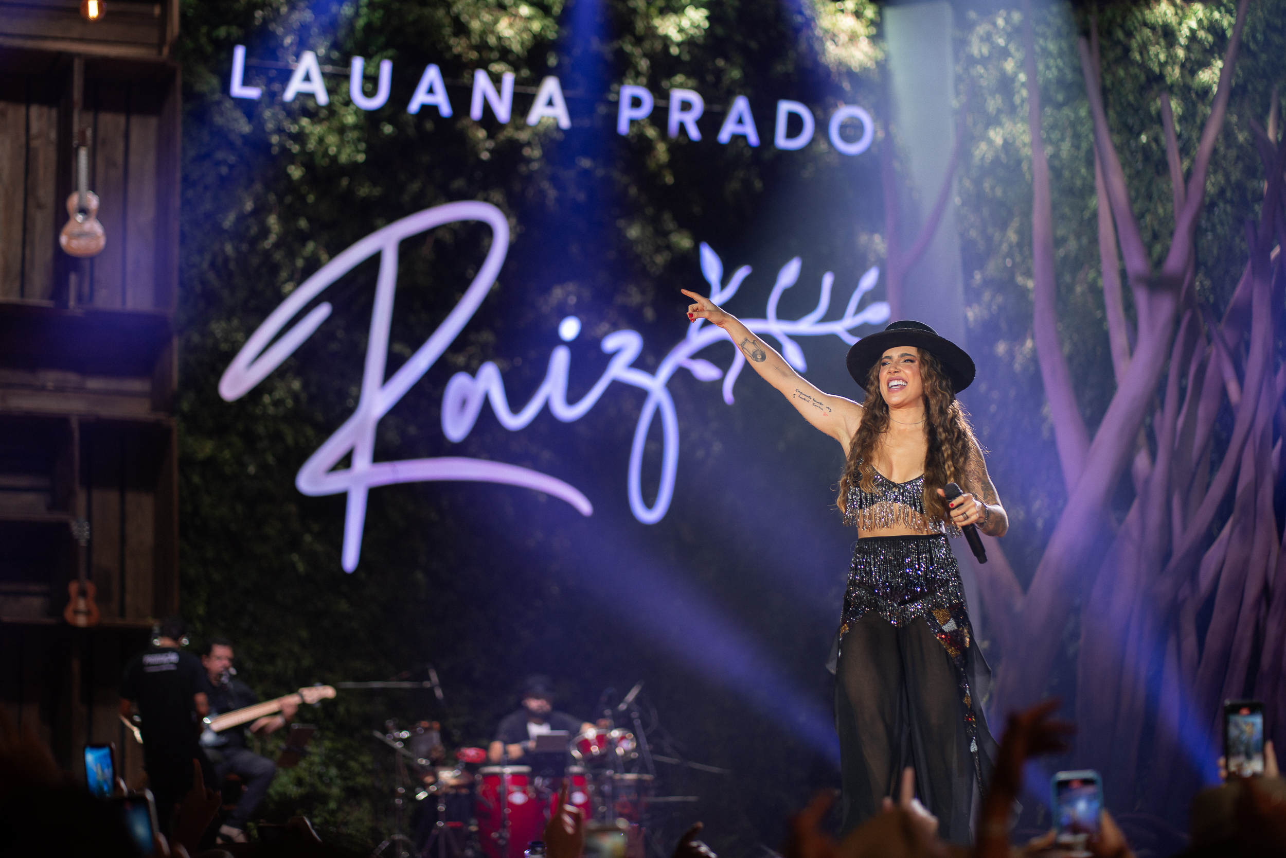 Lauana Prado retorna a Curitiba com a sua festa RAIZ