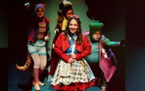 Alameda Cia. Teatral retorna ao Festival de Curitiba com estreia de “Querida Serpente” e o premiado “Alumia”