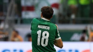 Drama no Verdão: Maurício sofre lesão grave no ombro e passará por cirurgia