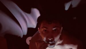 ‘Pandora’: Um espetáculo que transforma o corpo em texto e desafia a esperança