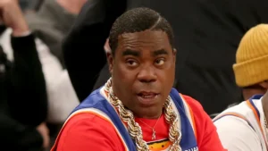 Tracy Morgan passa mal durante jogo da NBA e partida é interrompida