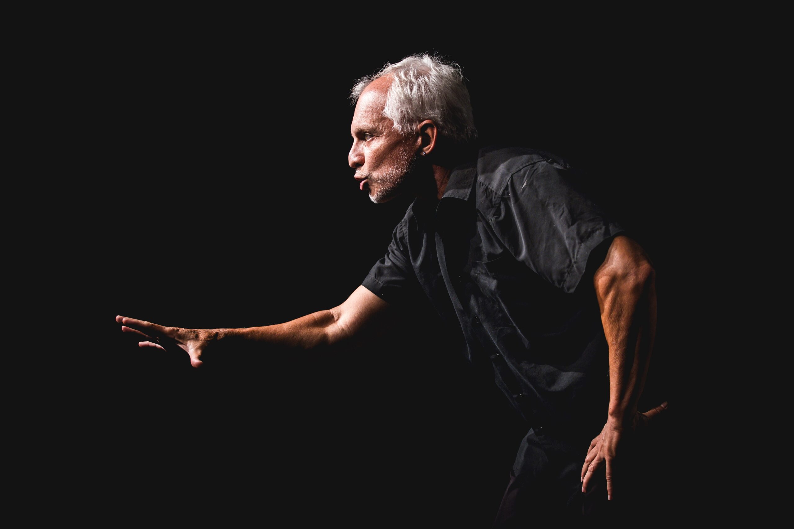 Monólogo “Cobras, Lagartos e Minhocas” estreia em 9 de abril no Centro Cultural Banco do Brasil RJ