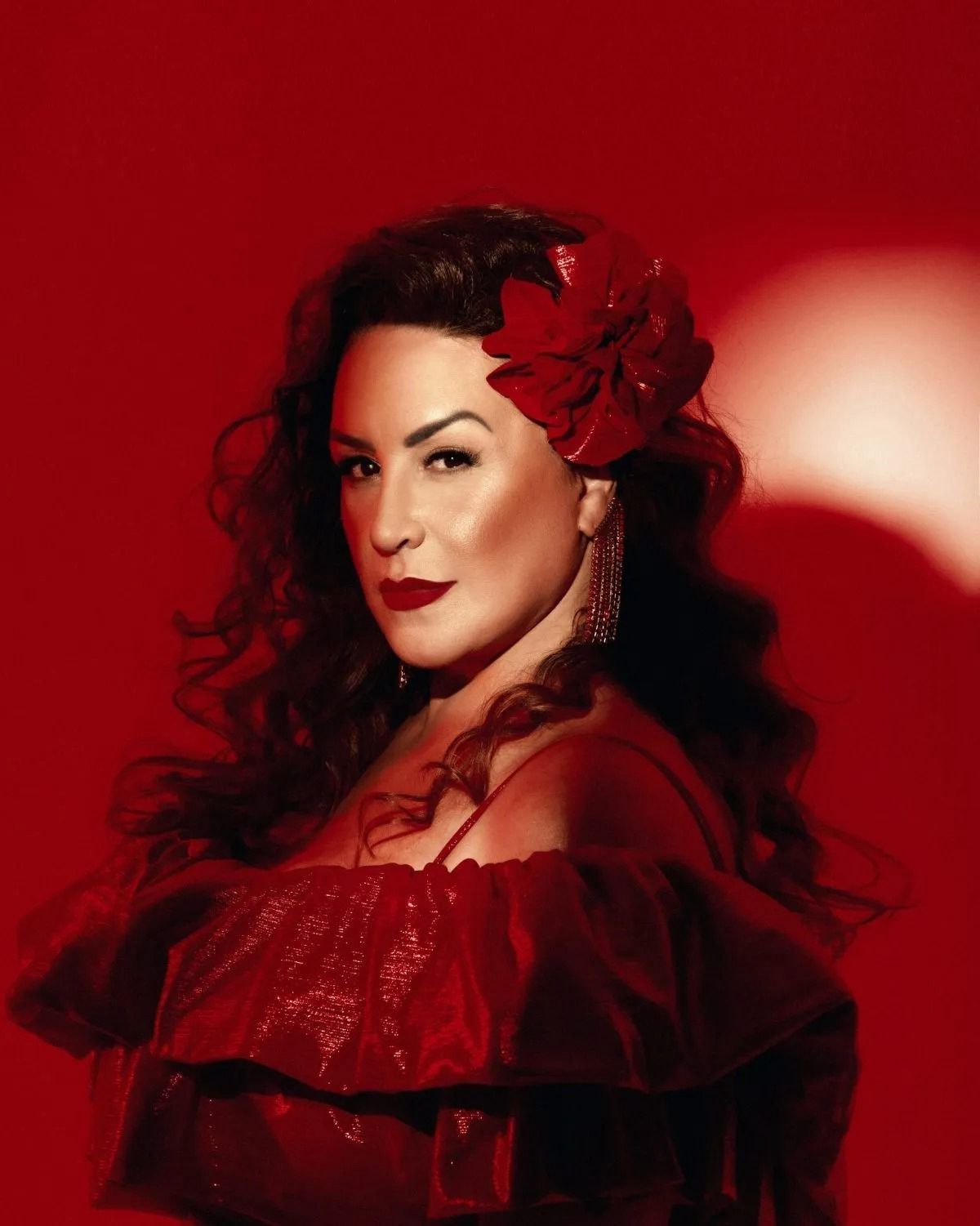 Gina Garcia canta Gal Costa em show emocionante no Blue Note SP