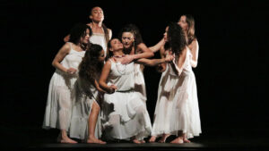 Inspirado em Heitor Villa-Lobos, espetáculo “Dançando Villa” fica em cartaz no Sesc da Esquina