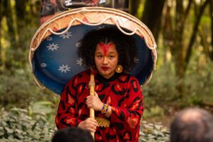 “Histórias na Terra – Ciclo Tukula” circula por Curitiba com 12 apresentações gratuitas para crianças