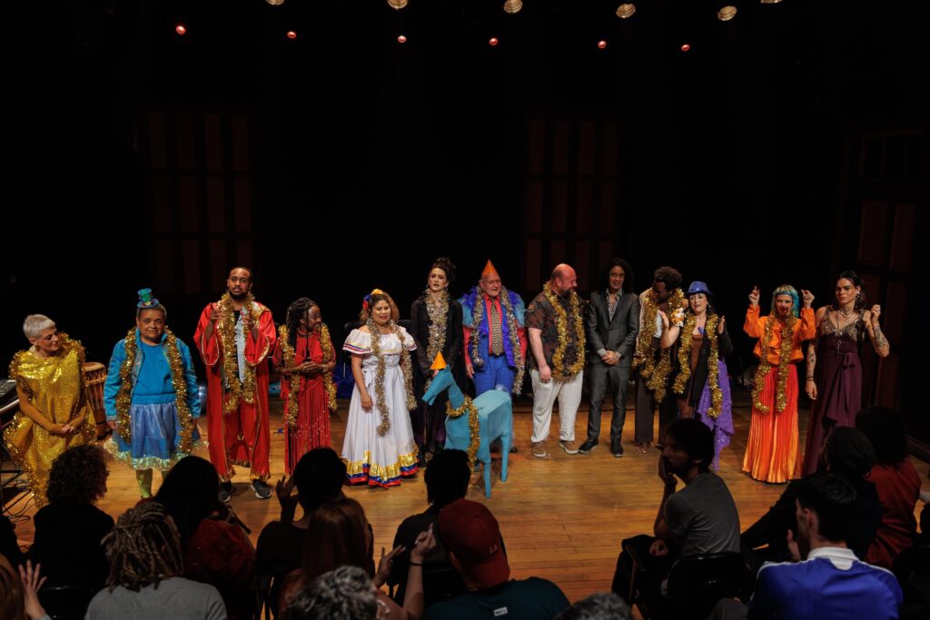 Atropelada por uma Multidão pra levantar como um ser humano melhor