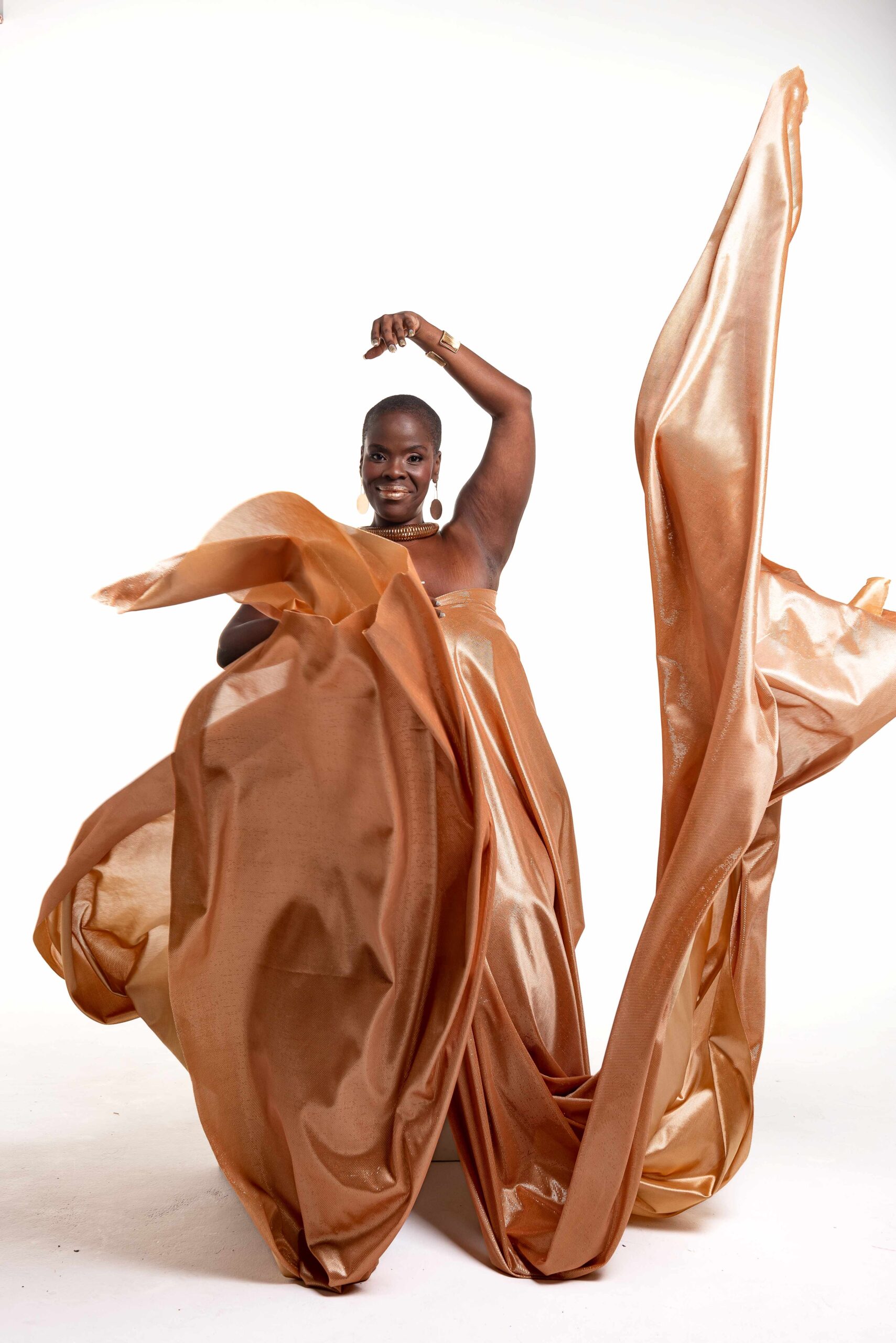 Premiada instrumentista Ana Paula Cruz apresenta o show YBYTU-O Sopro Divino, nos dias 24, 25 e 28 de outubro no SESC