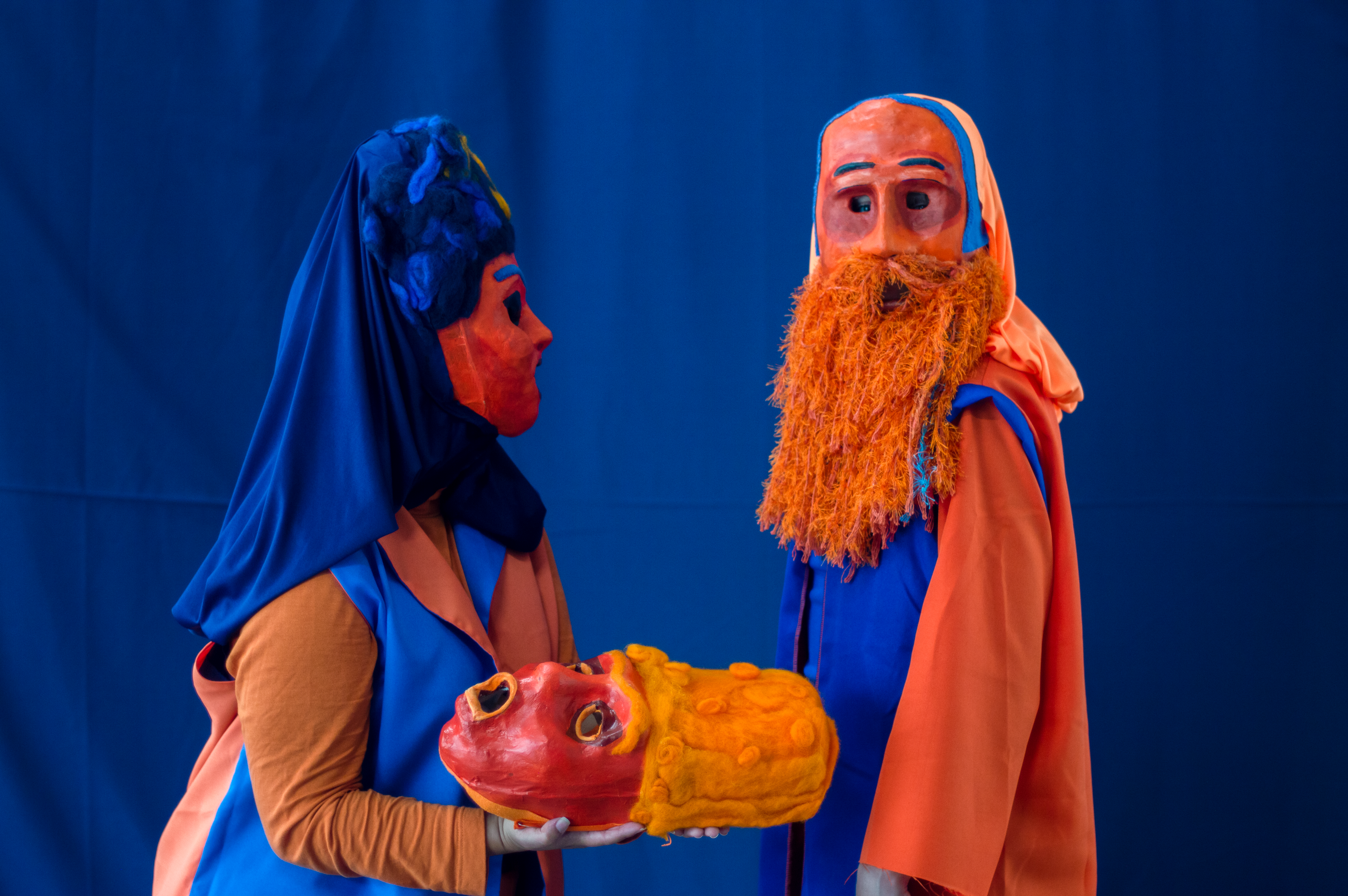 Grupo Hápax apresenta As Bacantes, tragédia grega, de graça, na rua