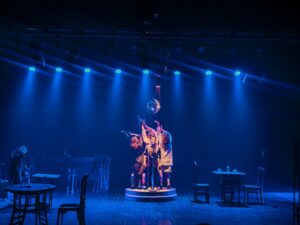 Peça No Céu da Boca, baseada em obra de Jamil Snege, tem nova temporada no Teatro José Maria Santos