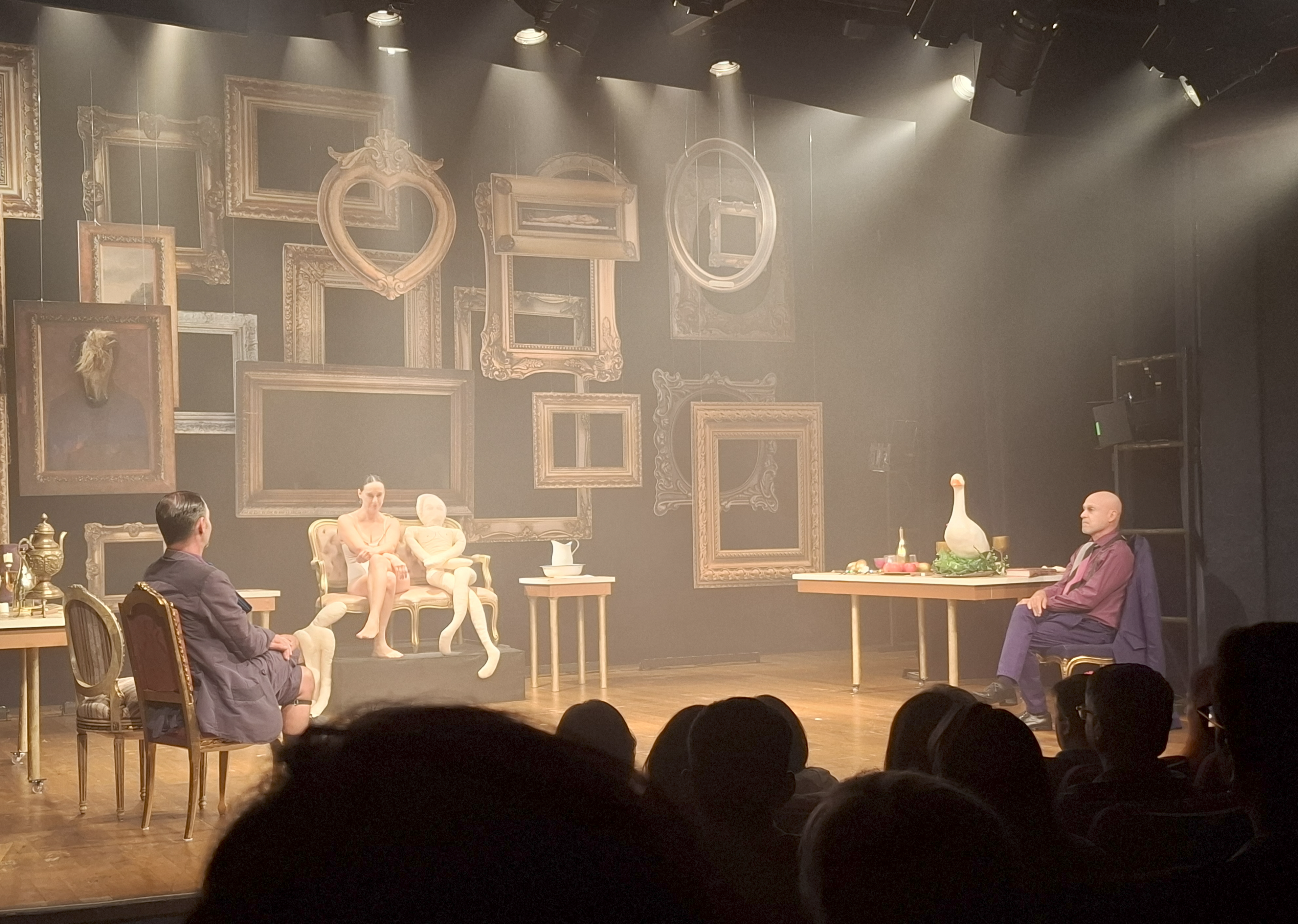 Tragicomédia ‘Nastácia’ revisita Dostoiévski sob perspectiva da mulher