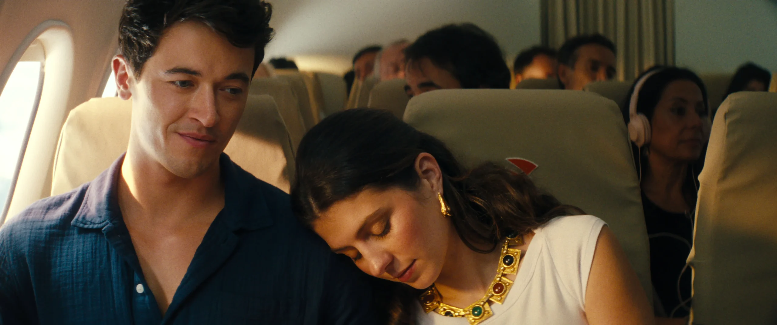 Adaptação do best-seller ‘De Férias com você’ ganha trailer