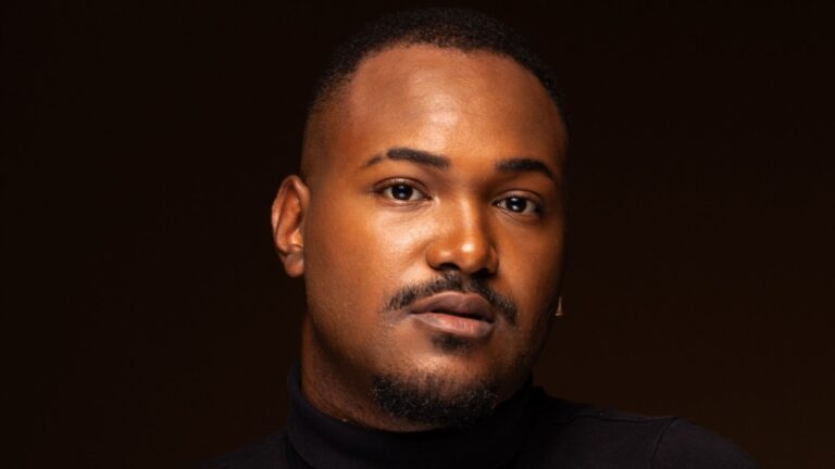 Rupa Figueira interpreta Mussum em espetáculo sobre a vida de Renato Aragão