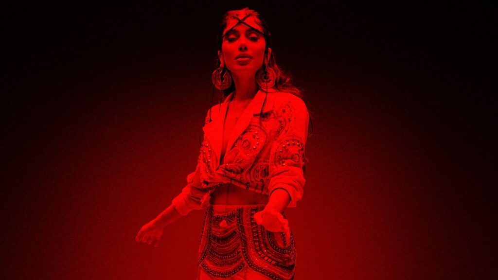 Anitta apresenta “Pinterest” em espanhol em nova participação no A Colors Show