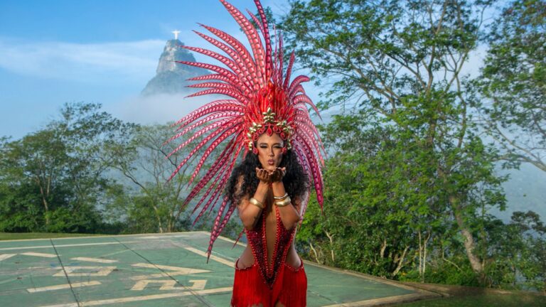 Iara Cassano abre inscrições para curso de samba após aumento da procura no pós-Carnaval
