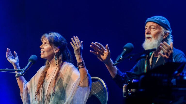 Deva Premal & Miten: ícones da música New Age anunciam apresentação em Curitiba