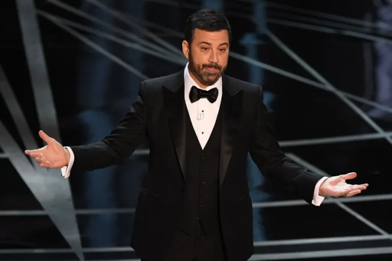 Jimmy Kimmel: Governo dos EUA antecipa revisão de licença da ABC após pressão de Trump pela demissão do apresentador