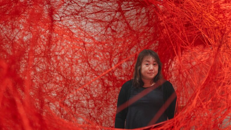 Artista japonesa convida público a integrar obra na Bienal de Curitiba