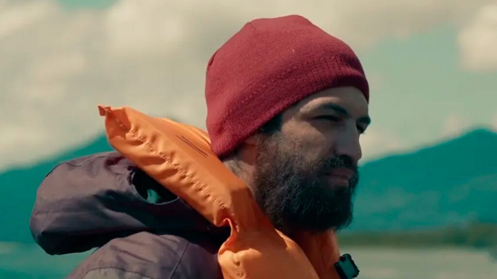 Barba Ensopada de Sangue: Belo na forma, frágil no mistério