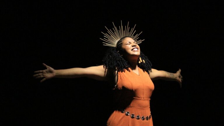 Mostra Fringe do Festival de Curitiba reúne mais de 160 atrações independentes de todo o Brasil