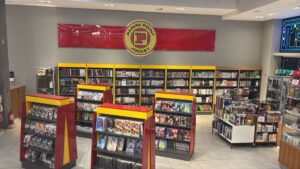 Livrarias Curitiba e Catarinense participam de pré-venda de álbuns da Copa do Mundo com kits exclusivos