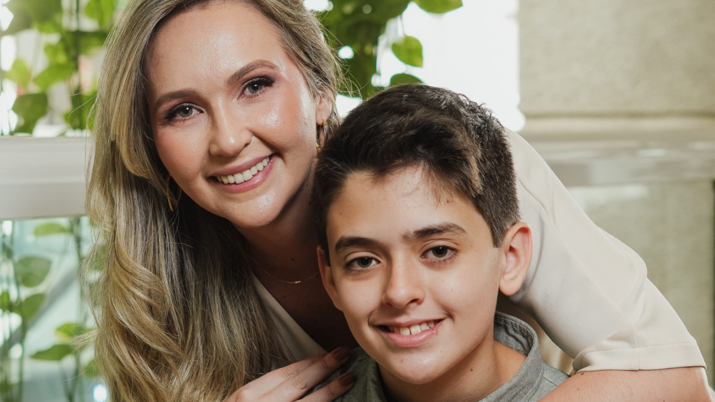 Escritora paranaense Bruna Fóglia lança livro infantil sobre novas configurações familiares e superação