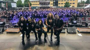Lenda do heavy metal, Riot V se apresenta na Ópera de Arame em julho