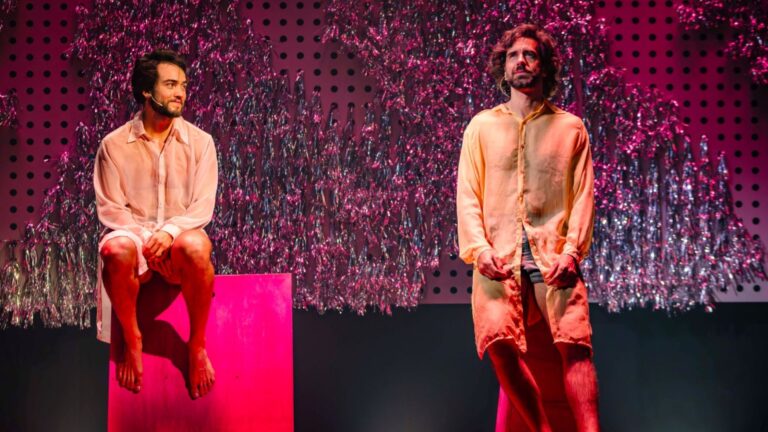 Com direção de Duda Maia e texto inédito de Gabriel Chalita, o espetáculo “Poemas” estreia, dia 12 de junho, no Teatro Fashion Mall