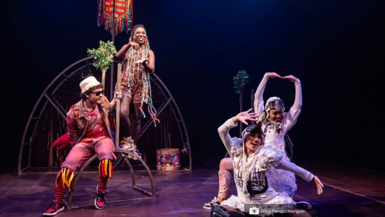 Premiado espetáculo infantojuvenil “A Intrépida Revoada de Maçarica & Batuíra” volta ao cartaz, dia 27 de junho, no Teatro Ziembinski, na Tijuca