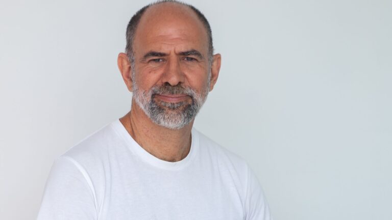 Romance finalista do Jabuti resgata a história do primeiro teatro popular do Brasil colonial