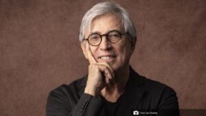 Ivan Lins vem a Curitiba com show em comemoração aos seus 80 anos