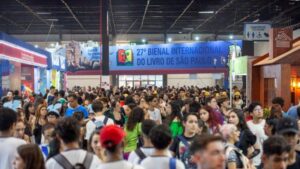 Primeiro sábado da Bienal Internacional do Livro de São Paulo esgota ingressos mais de um mês antes da abertura do evento