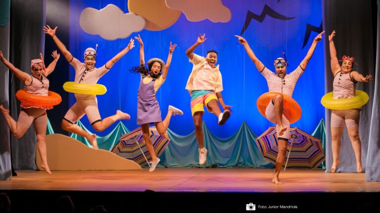 Premiado musical infantil “TcHiBuM! – A Liga Aquática” faz nova temporada, a partir de 8 de agosto, no Teatro EcoVilla Ri Happy, no Jardim Botânico