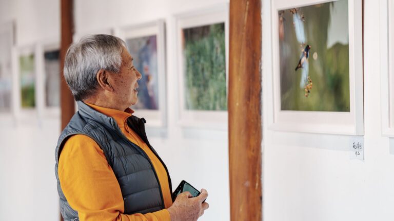 Envelhecer com cultura: como projetos artísticos estão promovendo qualidade de vida para pessoas 60+