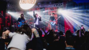 Thunderstruck Rocktober transforma marcos da história do rock em programação gratuita no Crossroads